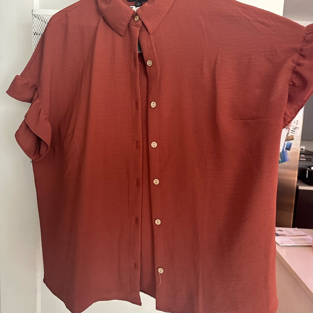 Fortune + Ivy Jovany ruffle sleeve blouse. XL, new with tags. Originally $44
